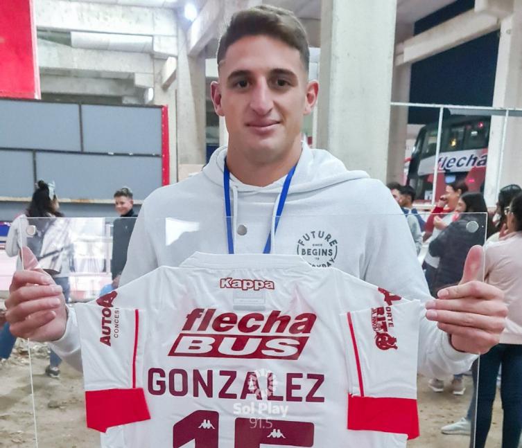 La emotiva despedida a Gastón González en Unión
