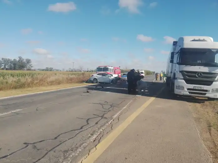 Se mató una familia completa en un choque: cuatro muertos