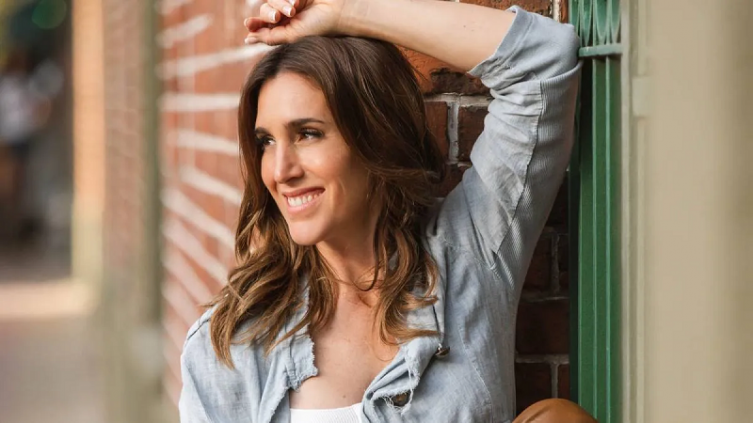 Soledad Pastorutti con un Ping-Pong musical