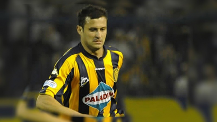 Ezequiel González disparó contra todos