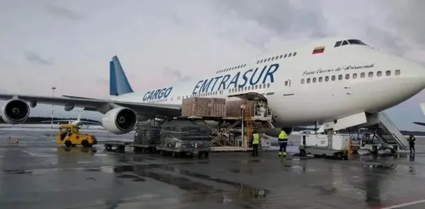 Avión retenido en Ezeiza: allanan el hotel en el que están alojados los tripulantes iraníes