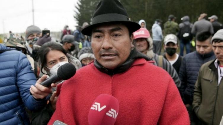 Detenidos, policías retenidos y una protesta en aumento en Ecuador
