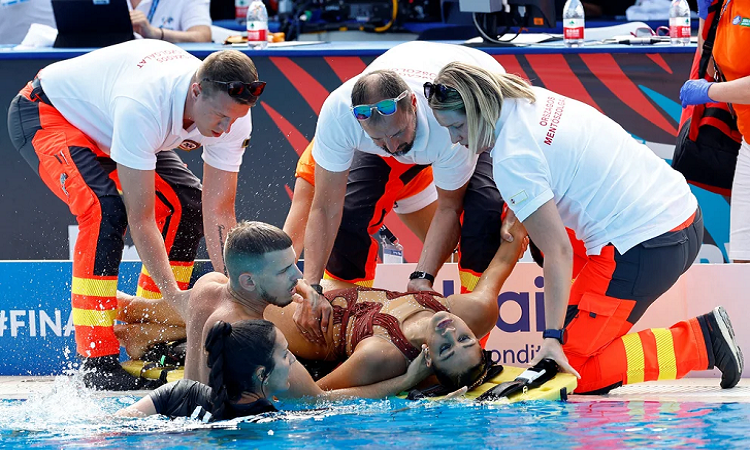 Mundial de natación: relato del rescate a la nadadora que se desmayó compitiendo