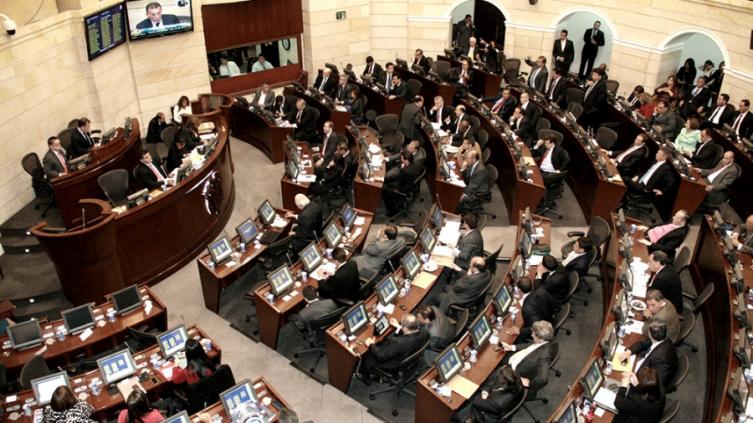 Colombia: Petro, cerca de la mayoría legislativa con el apoyo de liberales