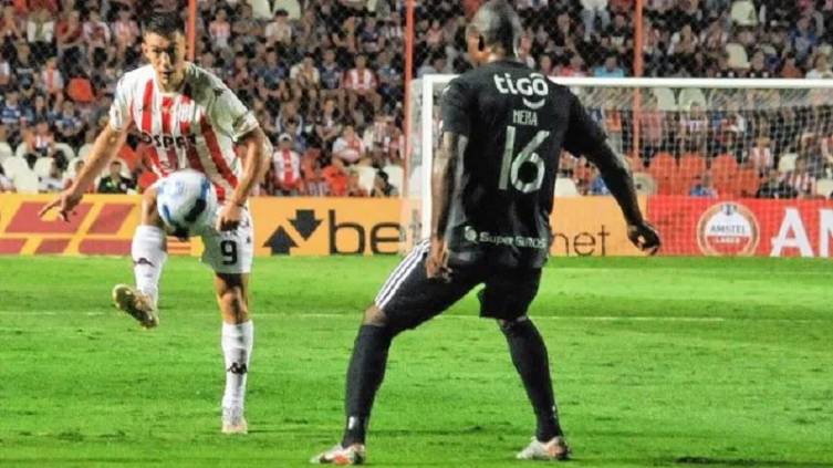 Peralta Bauer dio positivo de Covid en Unión