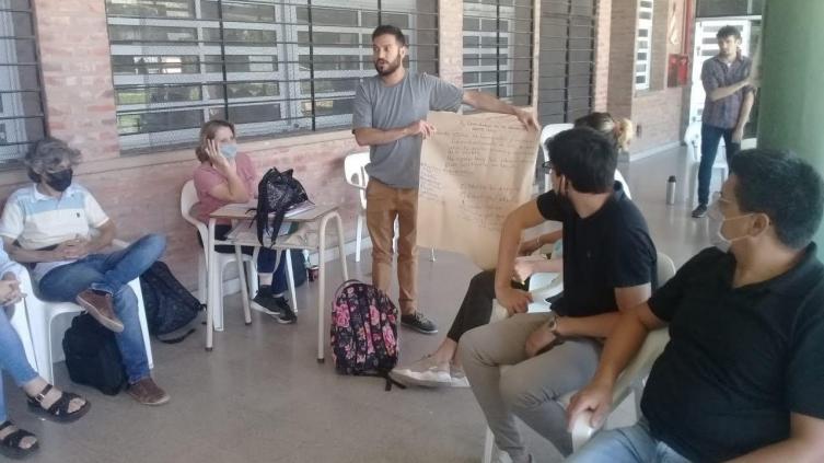 La Municipalidad brinda talleres para estudiantes y docentes