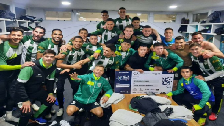 Banfield se lo dio vuelta a Unión y lo eliminó de Copa Argentina