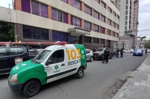 Rescataron a más de 15 gatos del patio hotel Corrientes