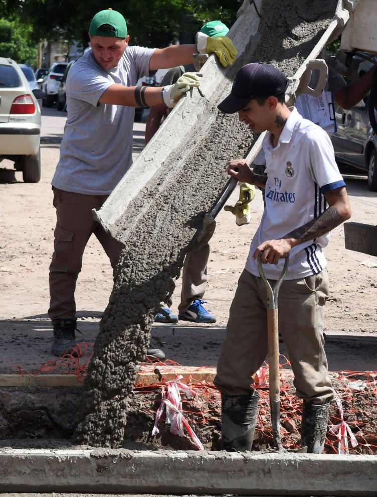 Trabajos de bacheo, iluminación y arbolado previstos para este viernes