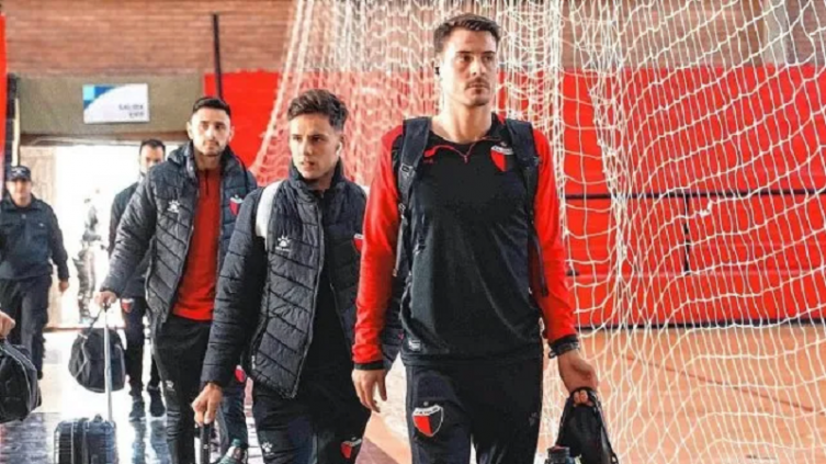 Colón: 24 viajeros para jugar ante Sarmiento