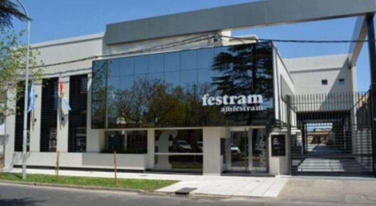 Festram suspendió el paro