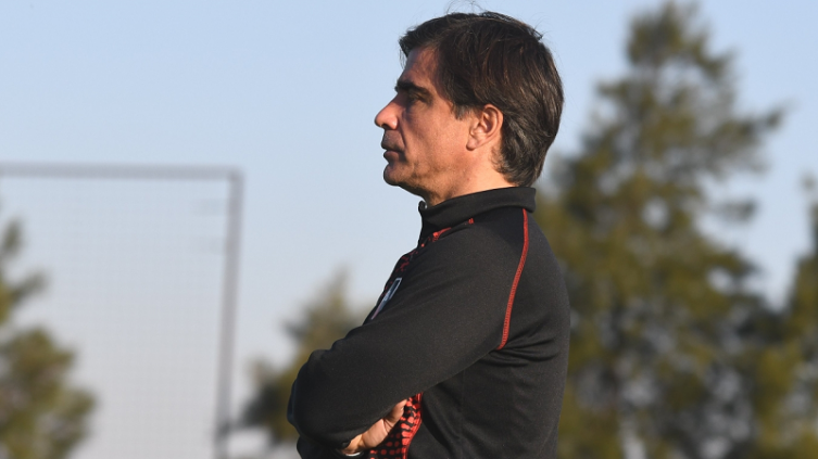 El DT de Newell's probó los mismo once que perdieron ante Defensa y Justicia