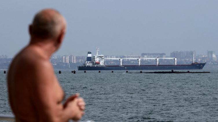 Partió de Ucrania el primer barco con cereales tras el acuerdo con Rusia