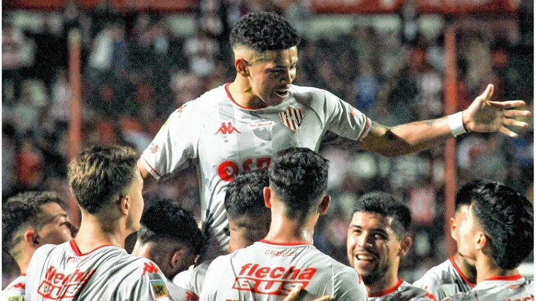 Unión sigue en zona de Copa Sudamericana