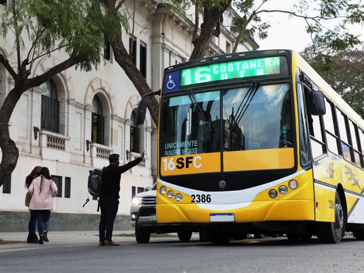 UTA se rectifica y el paro de transporte sigue en pie