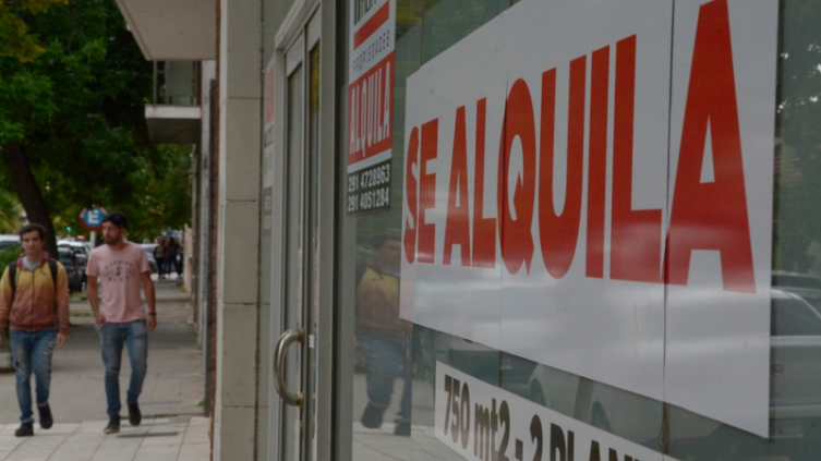 Inquilinos: la fuerte suba para renovar este mes