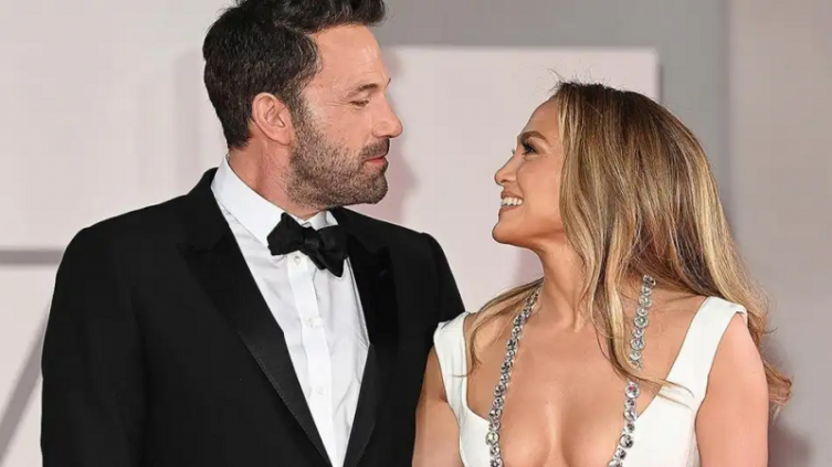 Jennifer Lopez y Ben Affleck separados a tres semanas de haberse casado