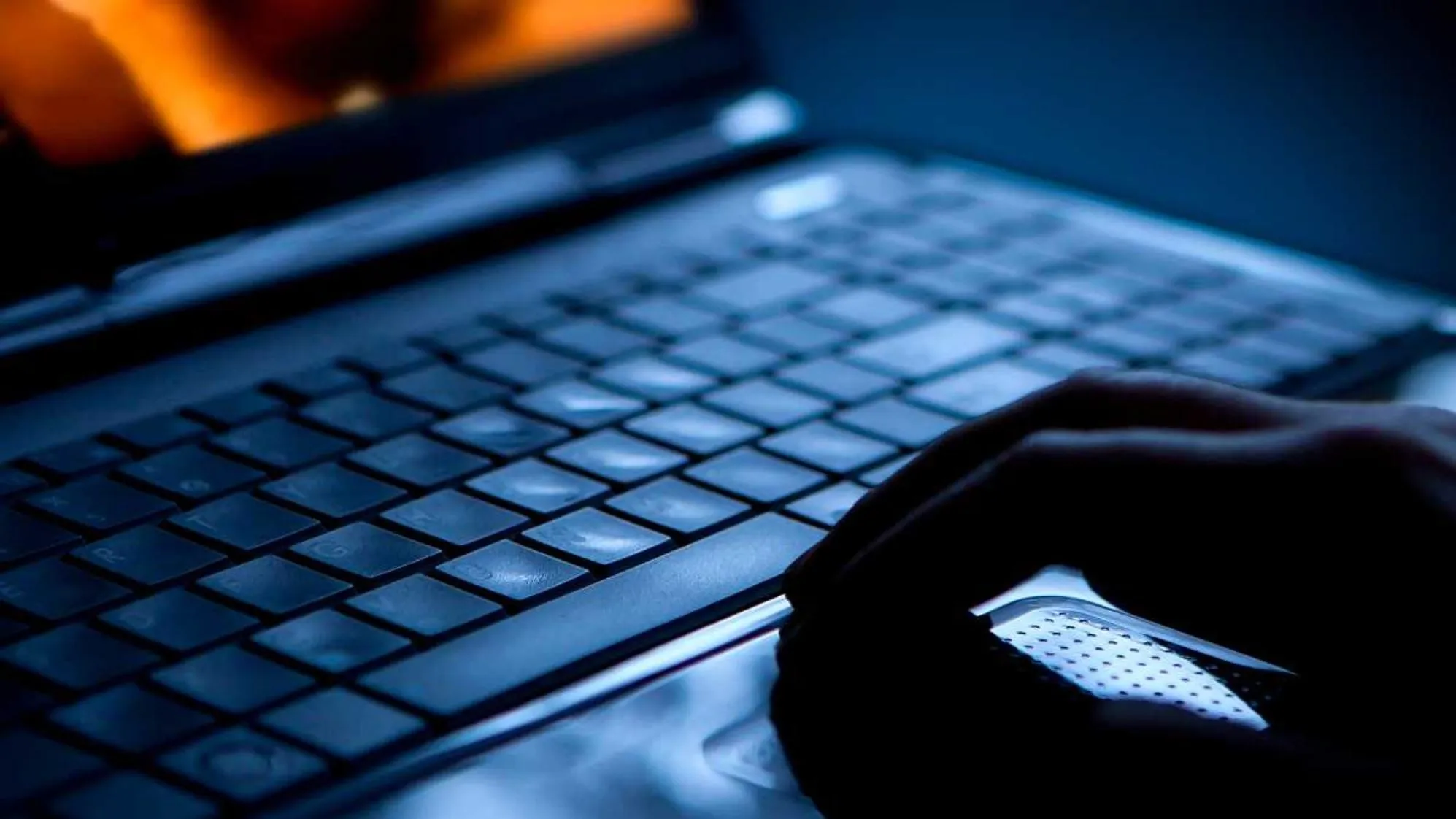 Condenaron a dos hombres que distribuían pornografía infantil