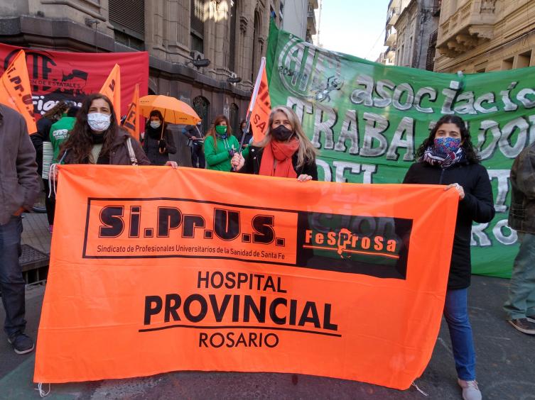 Médicos y los profesionales de la salud paran este miércoles y jueves