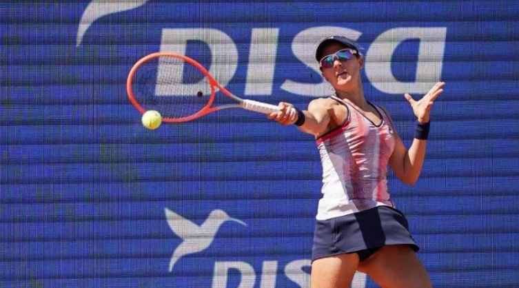 W60 San Bartolomé de Tirajana: Podoroska  a semifinales