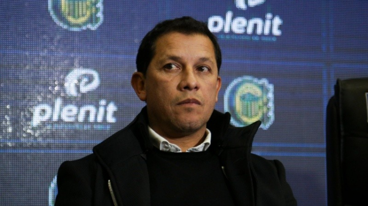Gordillo dejó de ser el manager deportivo de Rosario Central