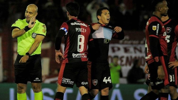 Newell's perdió en Parque Patricios 