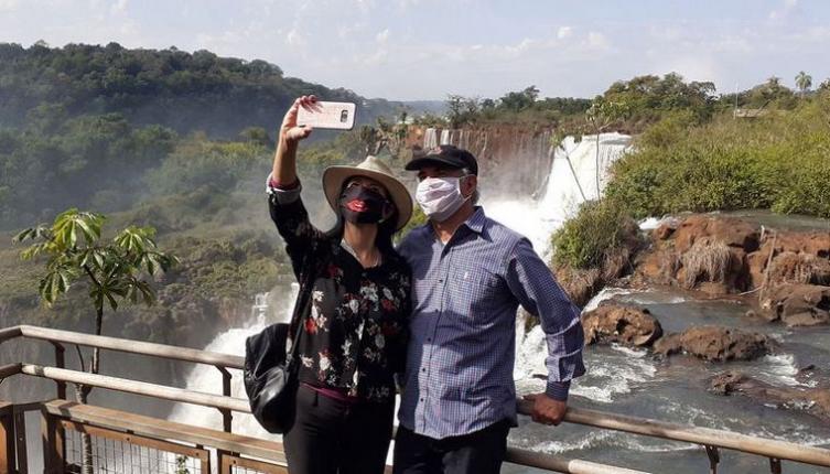 Massa y Lammens firmaron un acuerdo de precios con las prestadoras del PreViaje