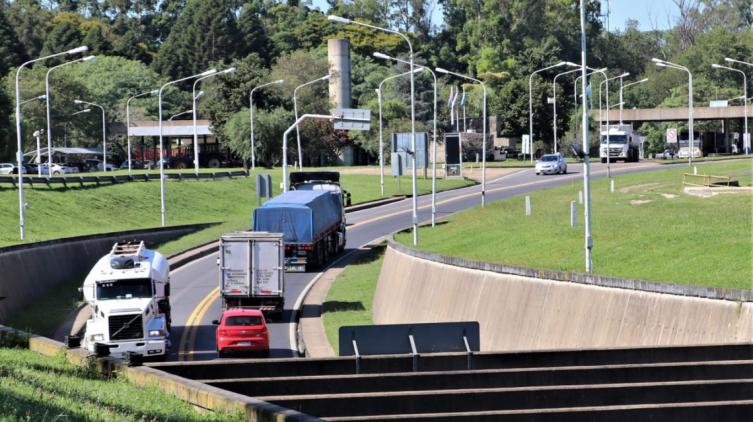 Más de 41 mil vehículos transitaron por el Túnel Subfluvial 