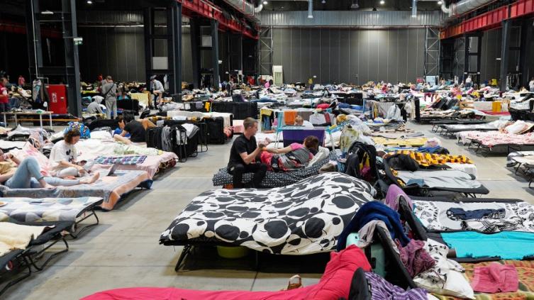 Casi seis millones de ucranianos llegaron a Polonia desde el inicio de la invasión rusa
