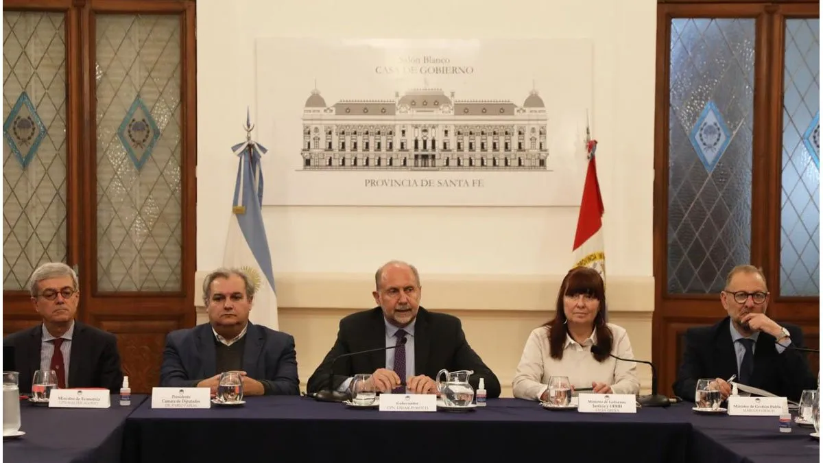 Perotti convocó al Gabinete provincial por el ataque a la vicepresidenta