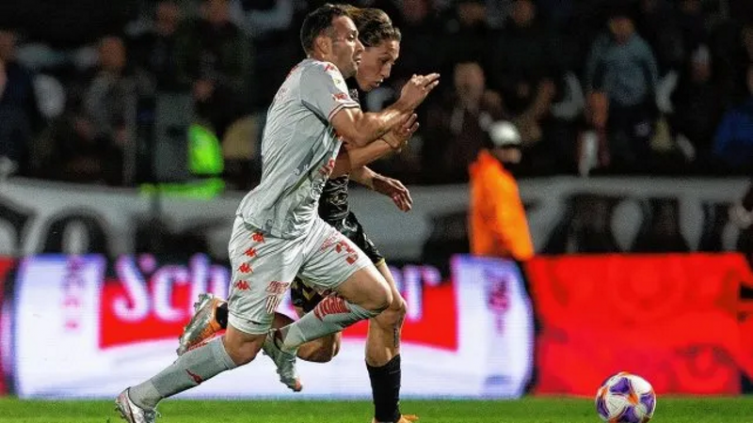 Unión no podrá contar con su capitán Corvalán