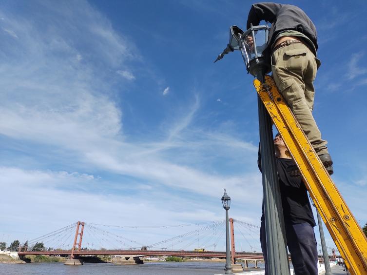 Trabajos de iluminación y bacheo previstos para este viernes