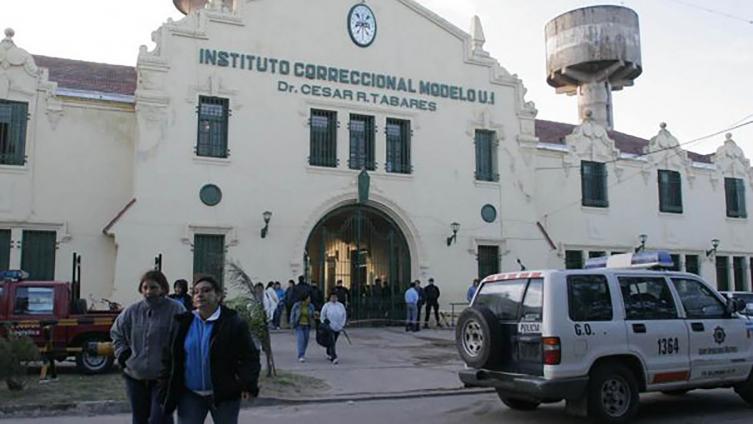 Se quiso fugar el atacante de los cadetes del Liceo
