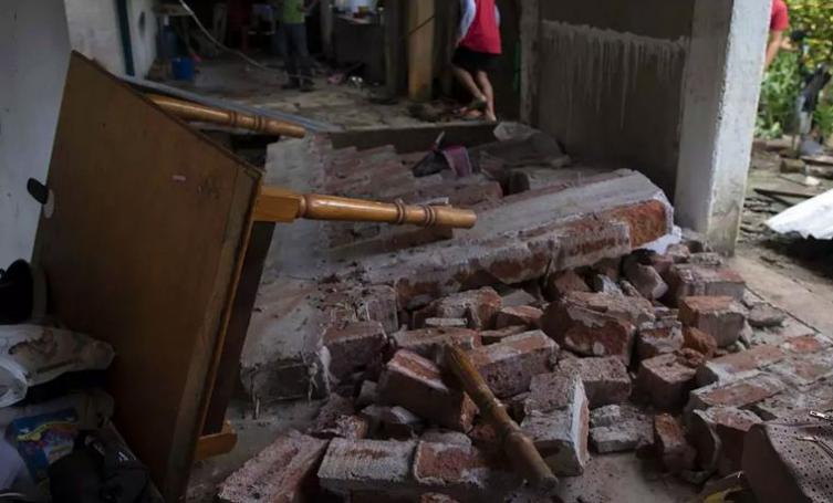Sismo de 6,9° sacude a México y deja al menos dos muertos