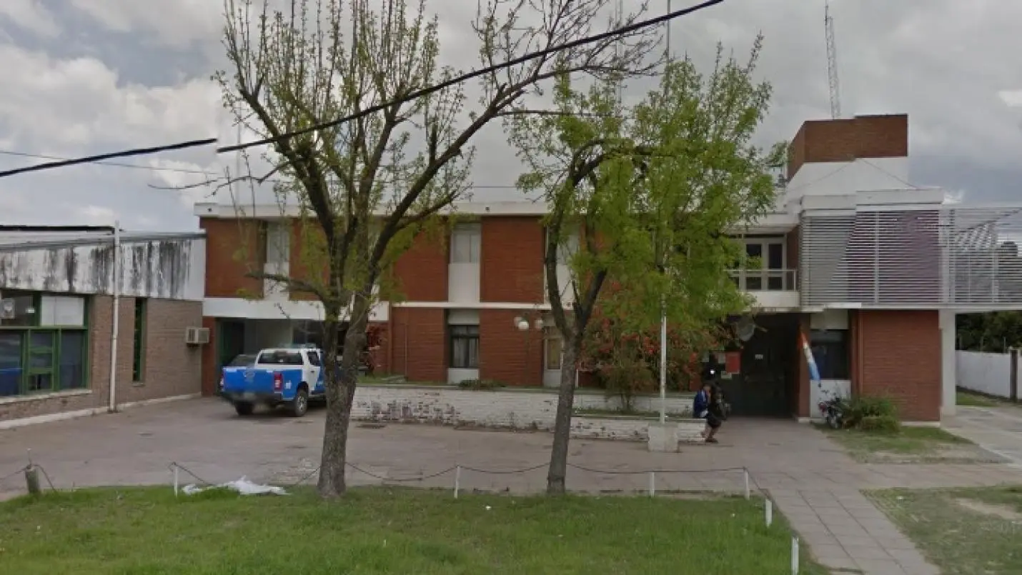 Motín e incendio en la comisaría 12 de Santo Tomé