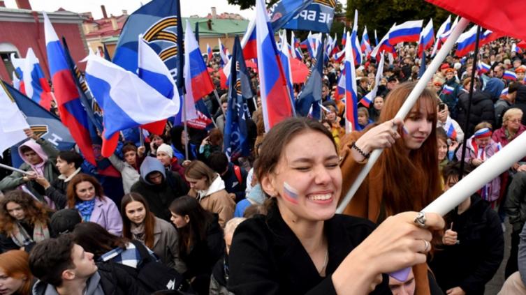 Líderes prorrusos de regiones de Ucrania piden ser parte de Rusia