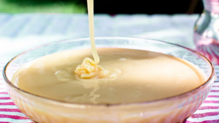 Leche condensada casera con 2 ingredientes