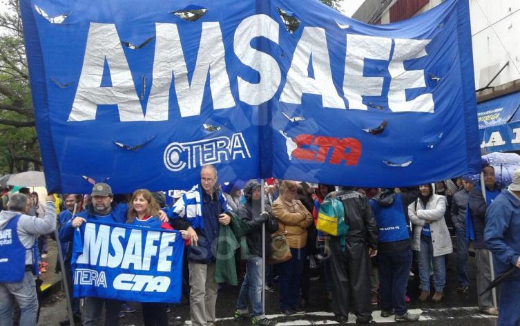 El gobierno recibe a AMSAFE