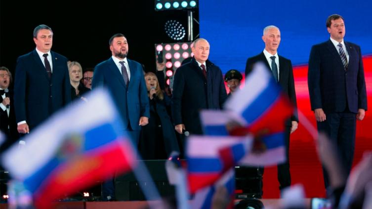 Putin promulgó la ley de anexión de territorios de Ucrania