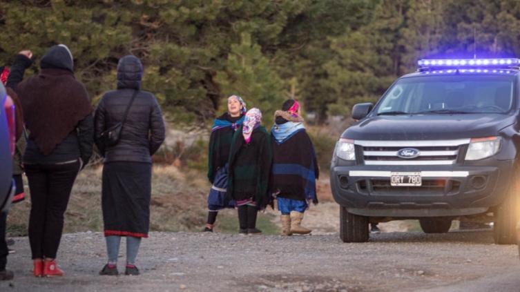 Cuatro de las siete mujeres mapuches detenidas en Villa Mascardi recibieron la prisión domiciliaria