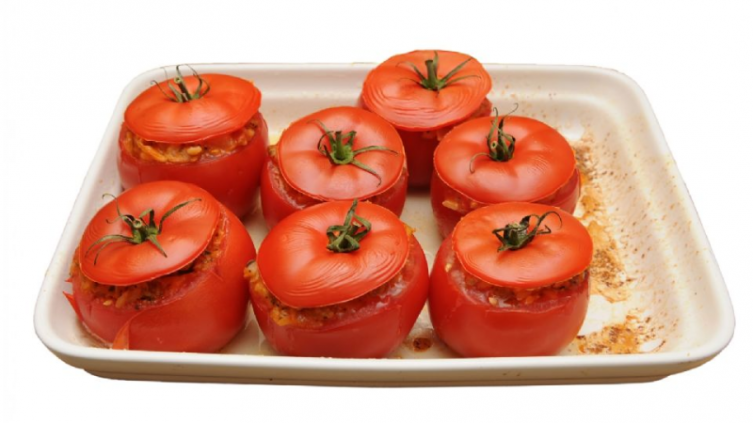 Tomates rellenos de trigo burgol