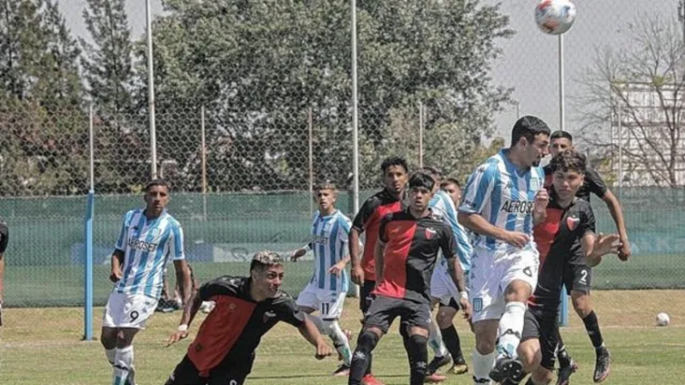 Colón empató con Racing en Reserva