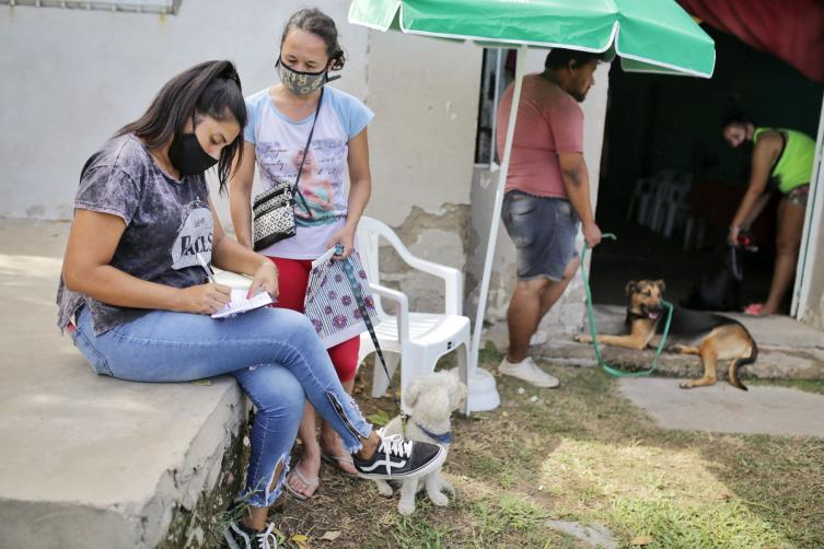 Trabajos de iluminación y bacheo previstos para este martes