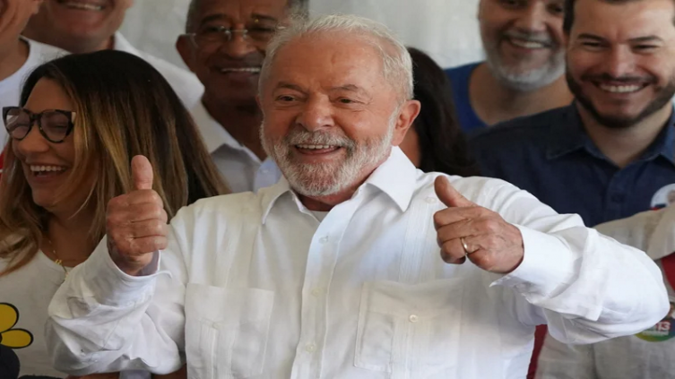 Lula da Silva derrotó a Jair Bolsonaro por una ventaja mínima