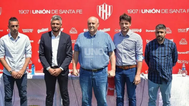 Se demora el acuerdo entre Unión y Munúa