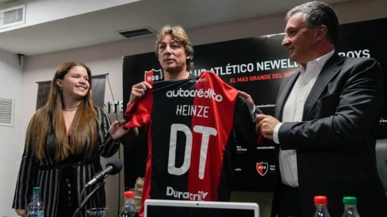 Gabriel Heinze asumió como técnico de Newell ´s
