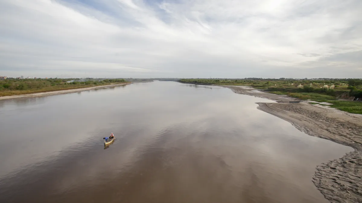Alarmante contaminación del río Salado