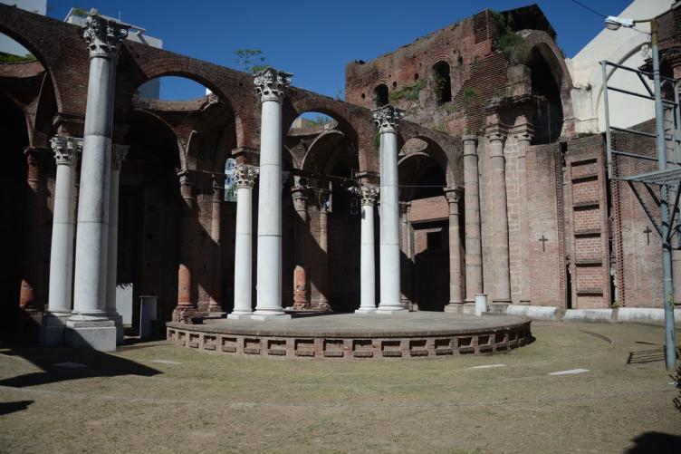 Reabre sus puertas el Patio Catedral