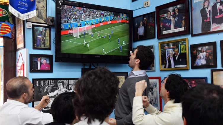 La TV de Qatar 2022: tres pantallas en la Argentina