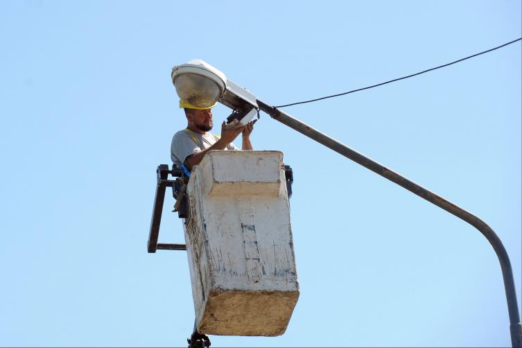 Trabajos de fumigación, iluminación y bacheo previstos para este jueves